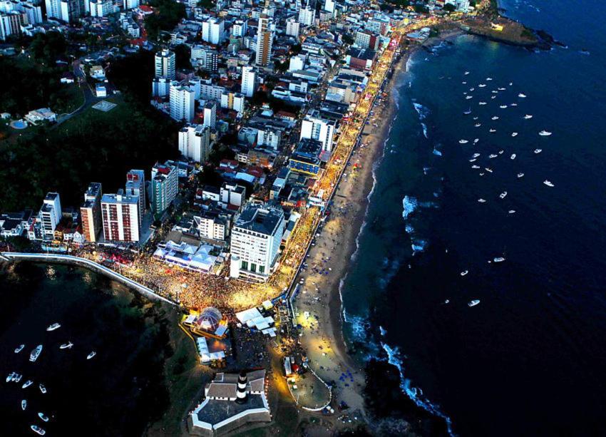 Farol Da Barra Apartment Salvador Exterior photo